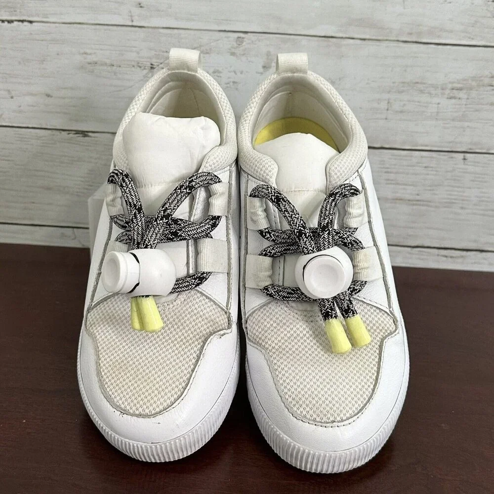 Sorel Women's Size 9 White Out N About Plus Sneakers Waterproof Streetwear
